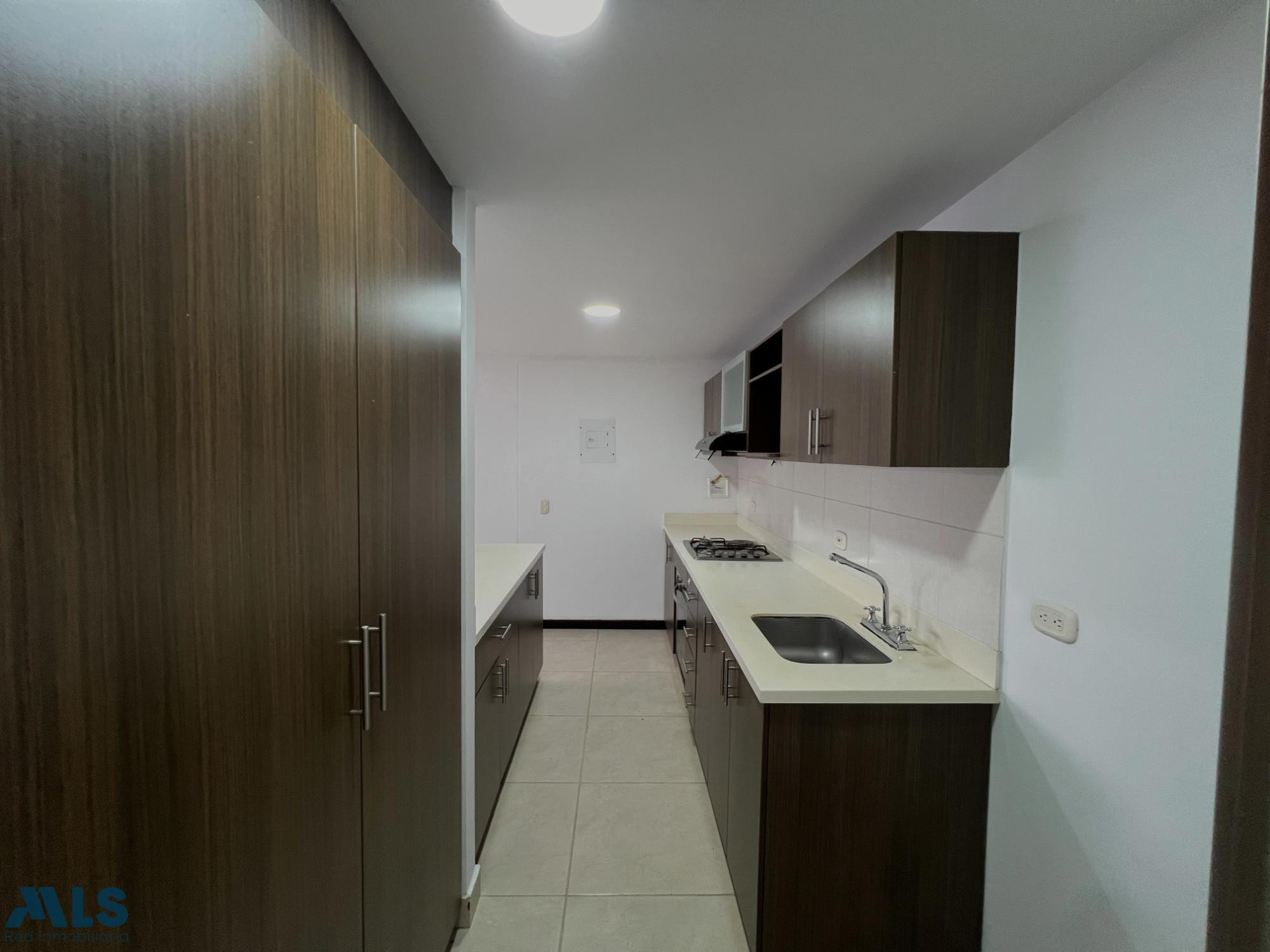 Apartamento con vista a la ciudad en sabaneta sabaneta - loma de san jose