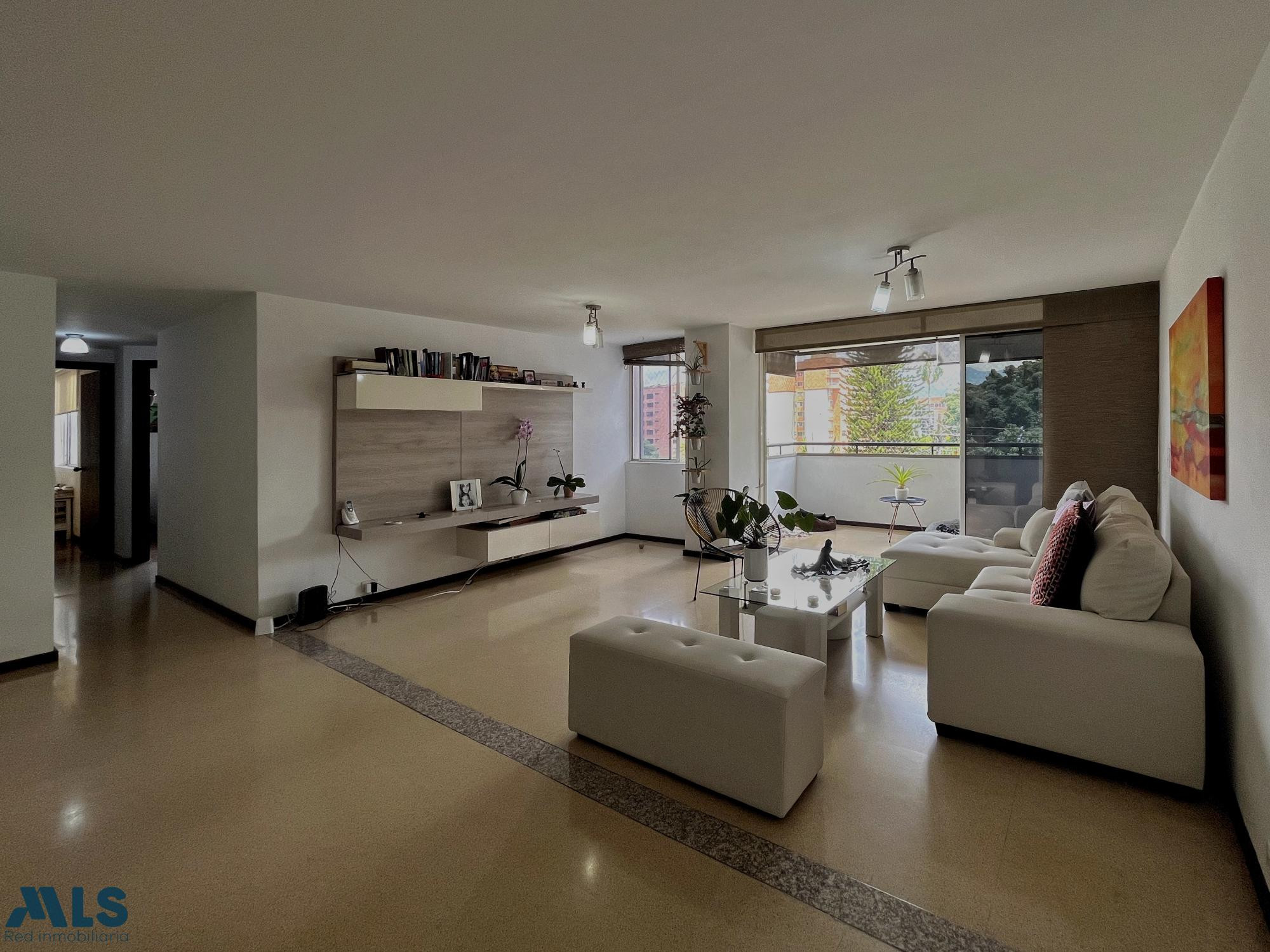 LINDO APARTAMENTO AMPLIO E ILUMINADO medellin - castropol