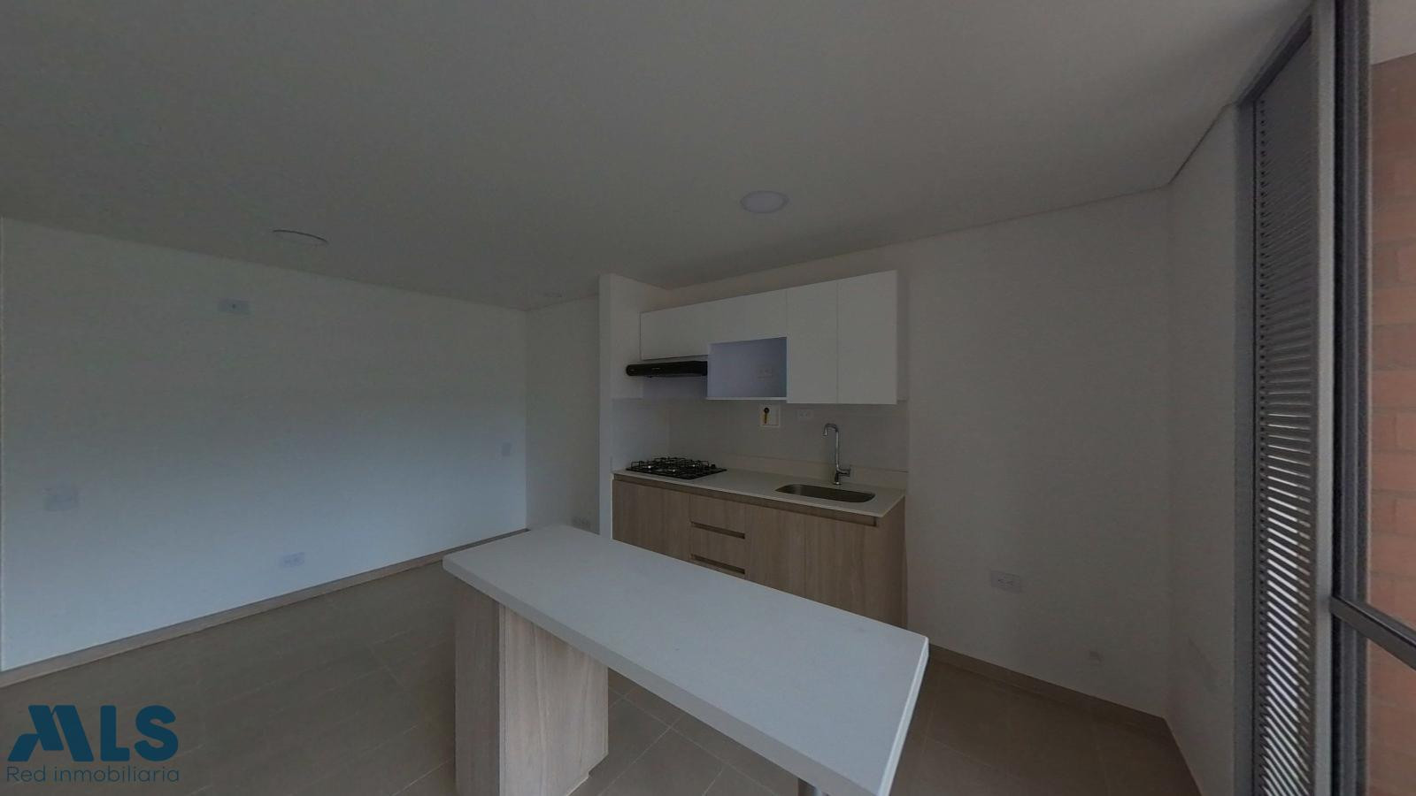 Apartamento muy comercial con gran vista sabaneta - loma de san jose