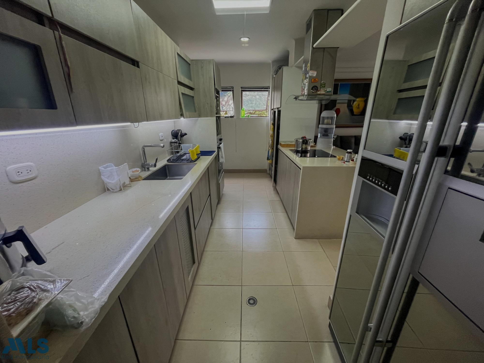 Apartamento Duplex excelente ubicacion y tranquilo medellin - san lucas