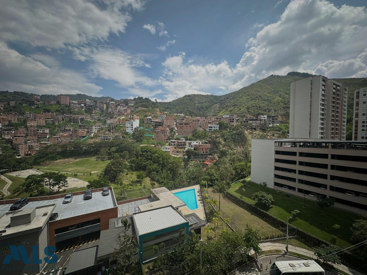 Apartamento en Venta loma de los Bernal Medellín Antioquia medellin - loma de los bernal