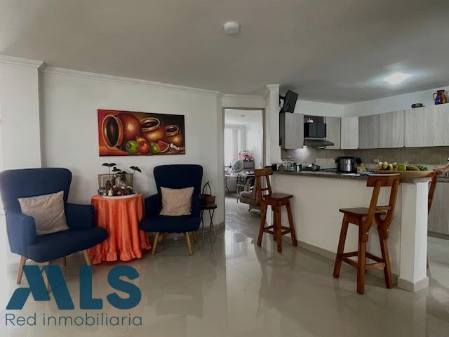 Apartamento con muy buenos espacios medellin - simon bolivar