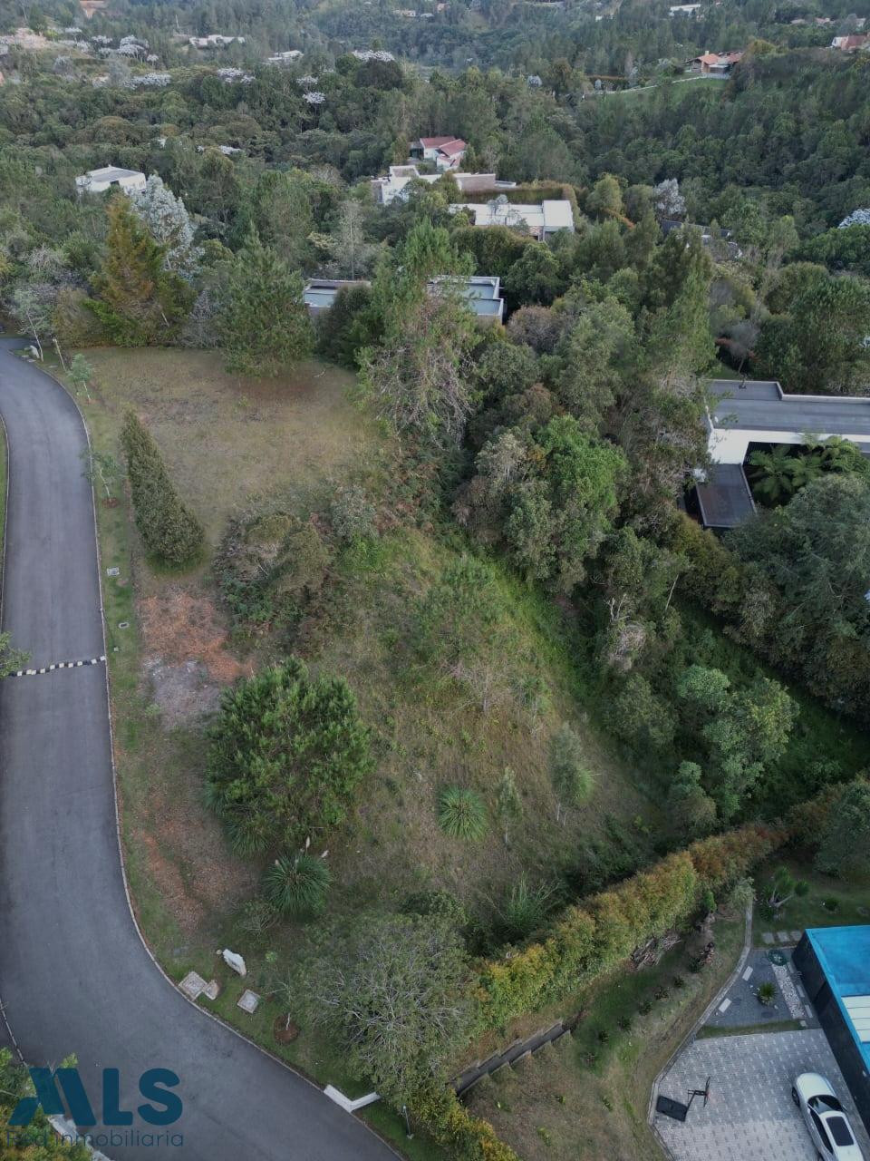 Lote en unidad rodeada de bosque el-retiro - alto del escobero el retiro