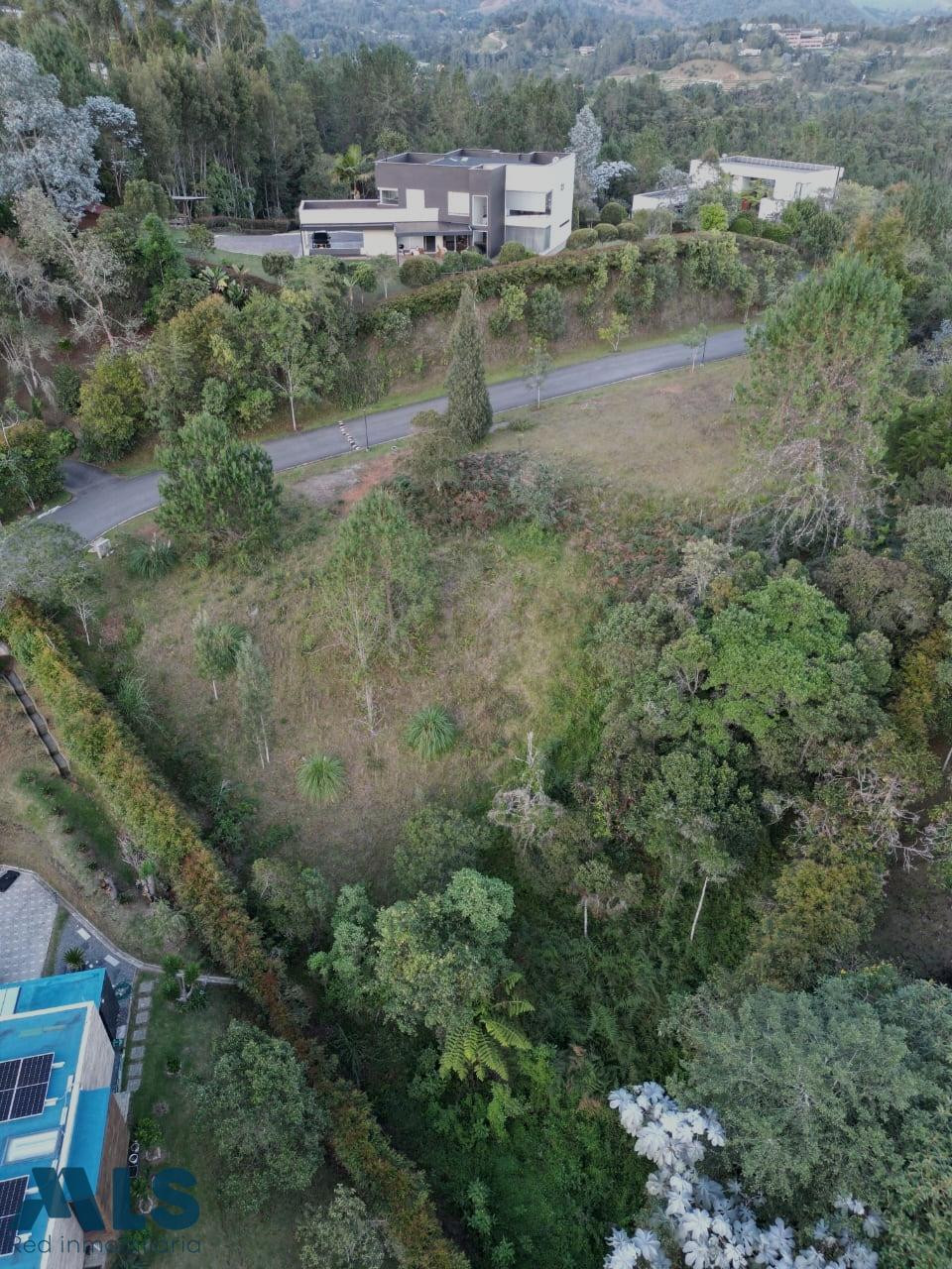 Lote en unidad rodeada de bosque el-retiro - alto del escobero el retiro