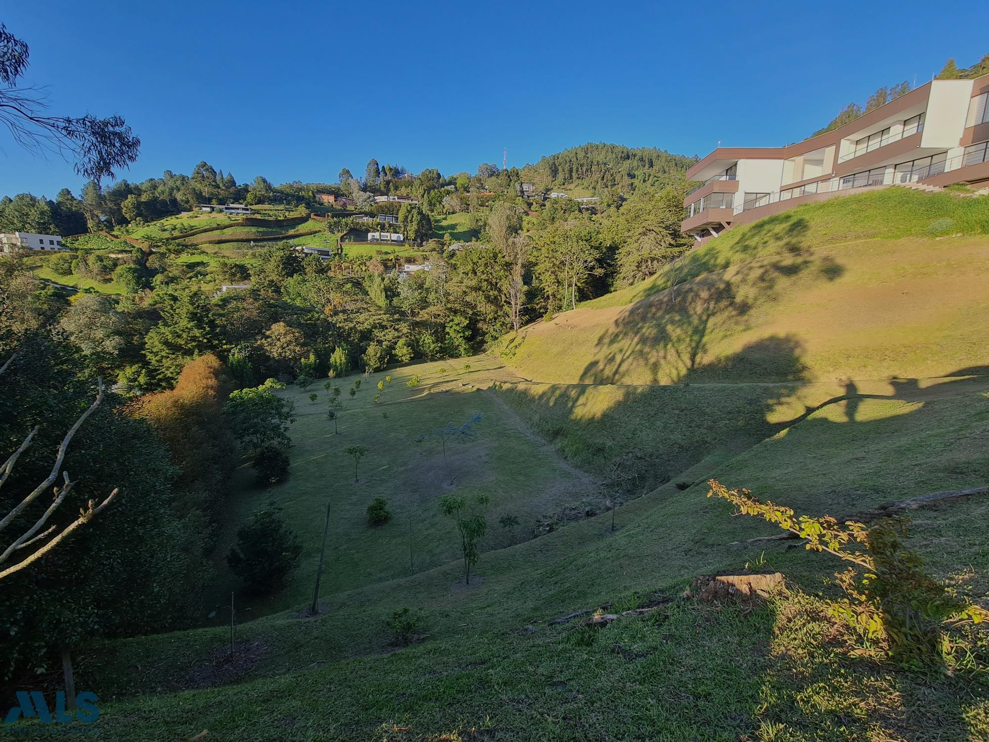 ESPECTACULAR LOTE UBICADO EN LAS PALMAS medellin - las palmas