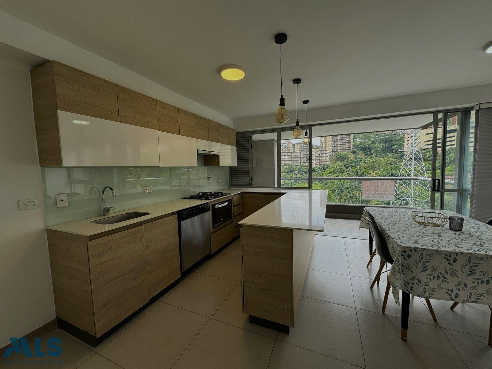 Apartamento en loma san julian cerca a la avenida del poblado medellin - loma de san julian