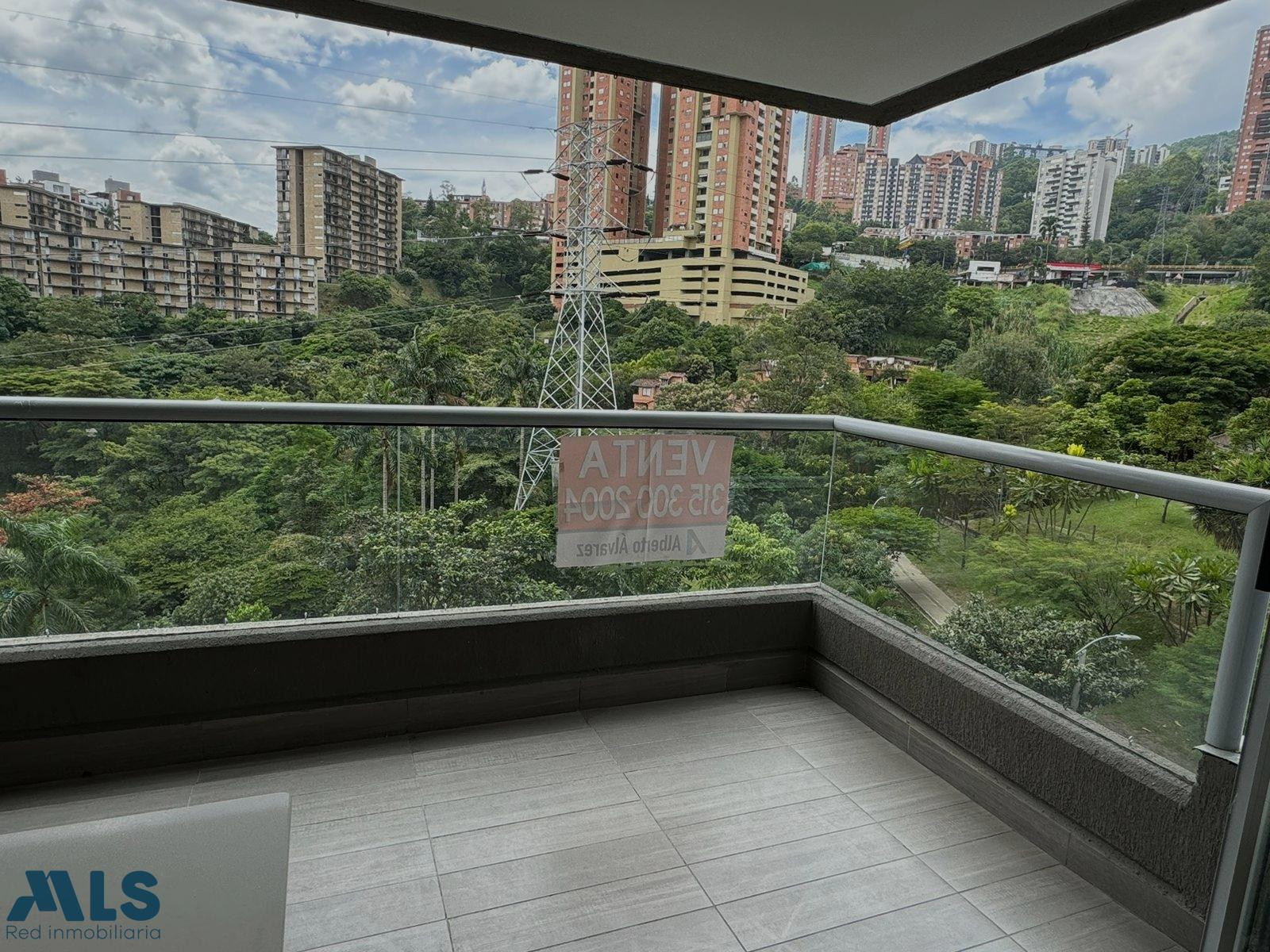 Apartamento en loma san julian cerca a la avenida del poblado medellin - loma de san julian