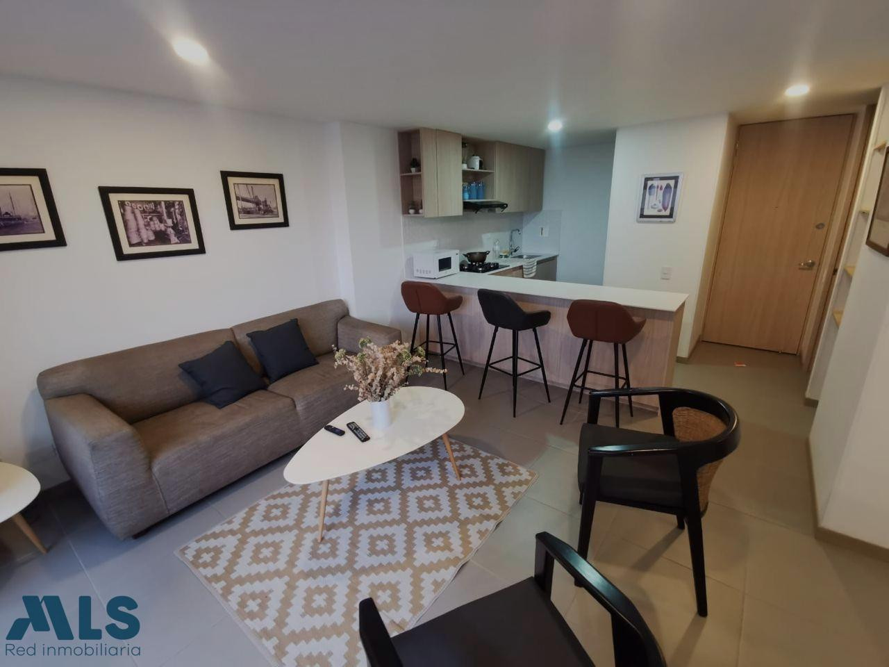 Apartamento con acabados modernos medellin - guayabal