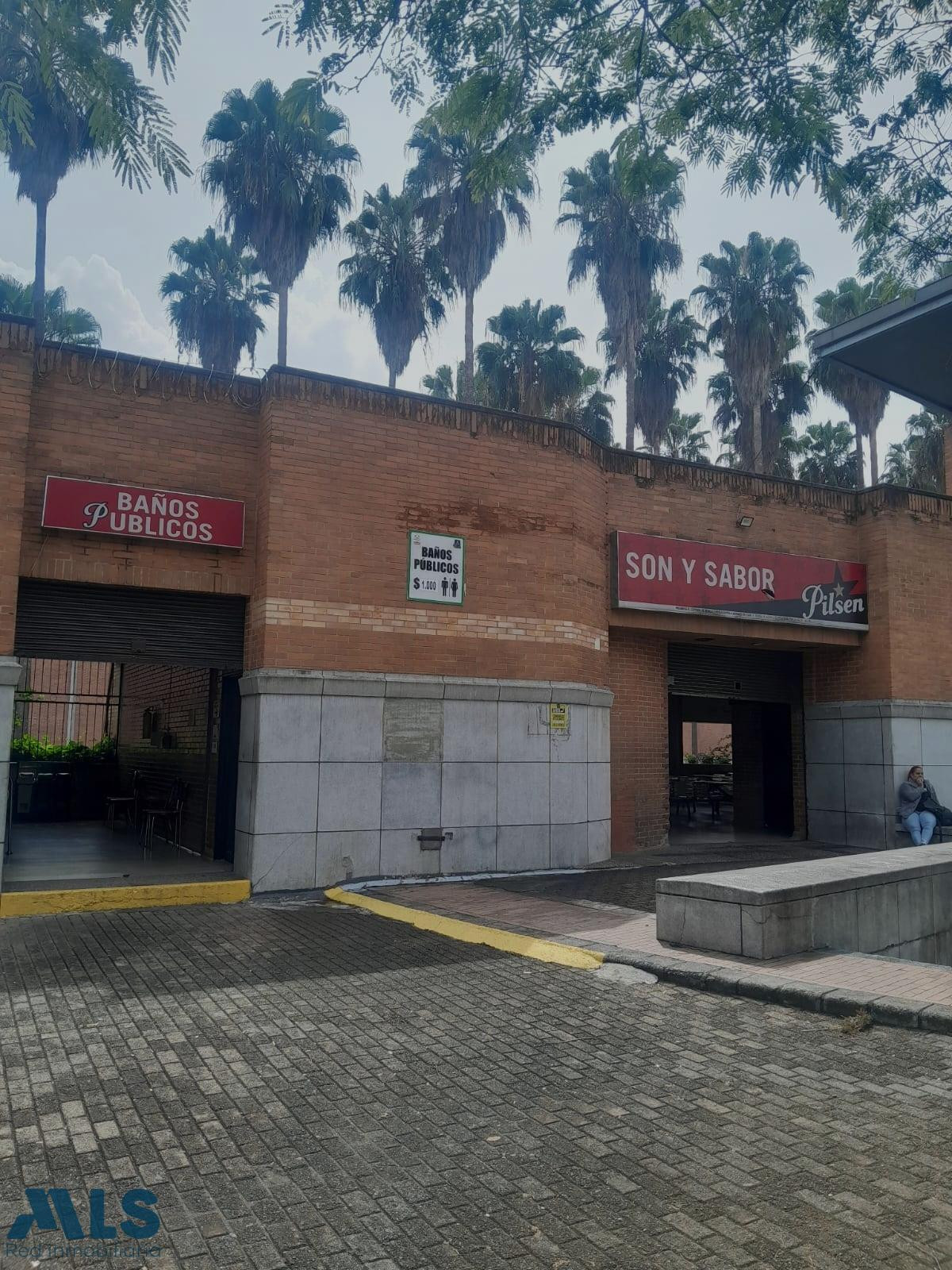 vendo local comercial en el centro medellin - la candelaria