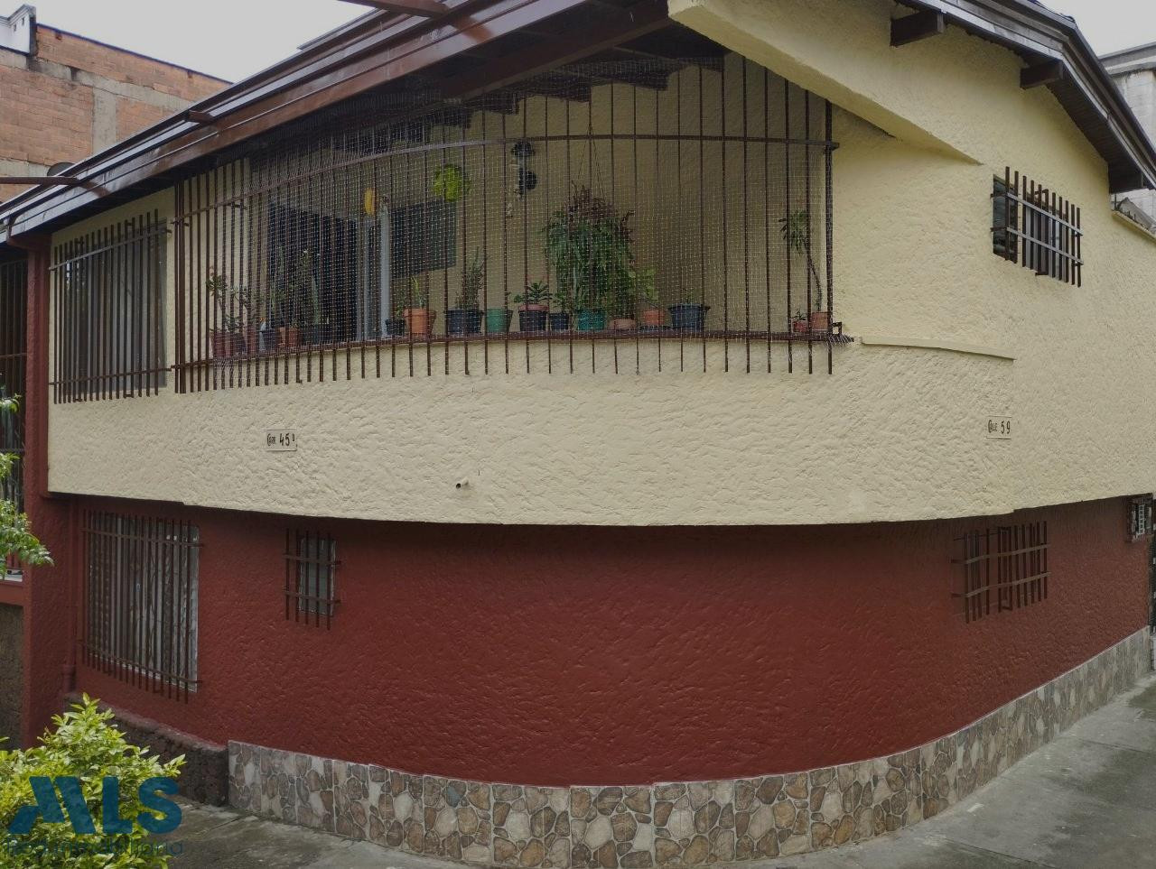 Casa esquinera en prado centro medellin - prado