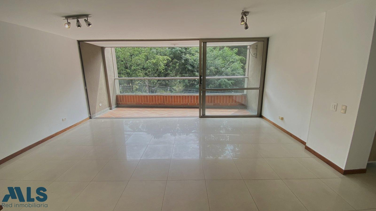 APARTAMENTO DUPLEX EN VENTA POBLADO SAN LUCAS medellin - san lucas