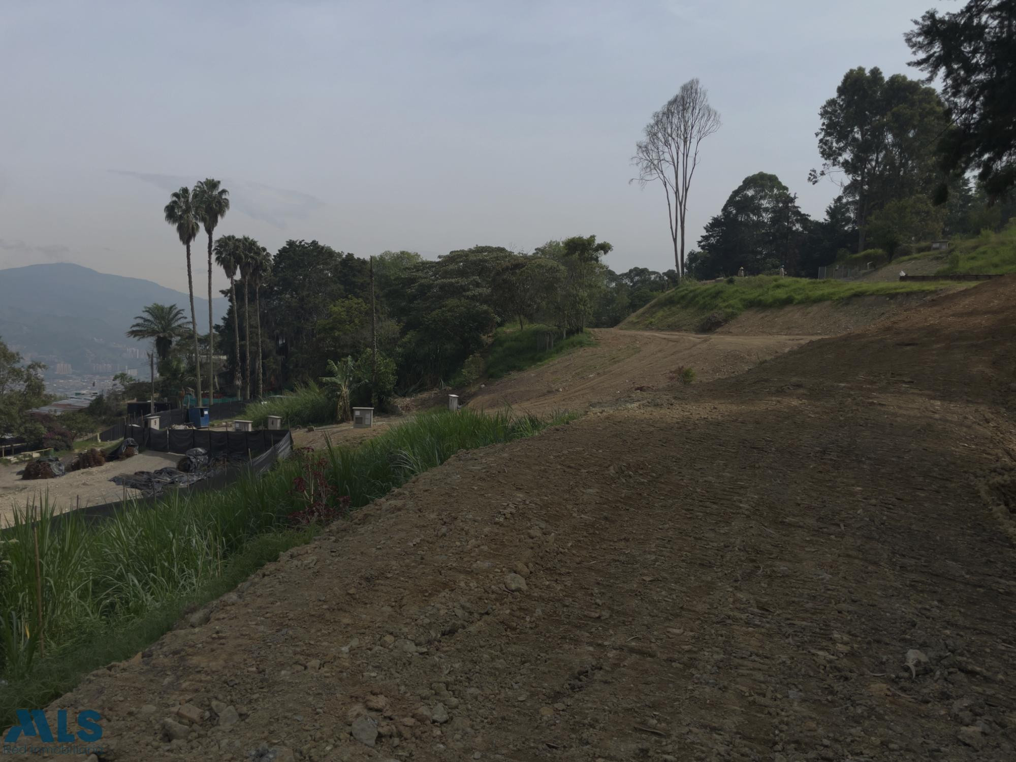 Un hermoso lugar campestre cerca de la ciudad. envigado - loma del escobero