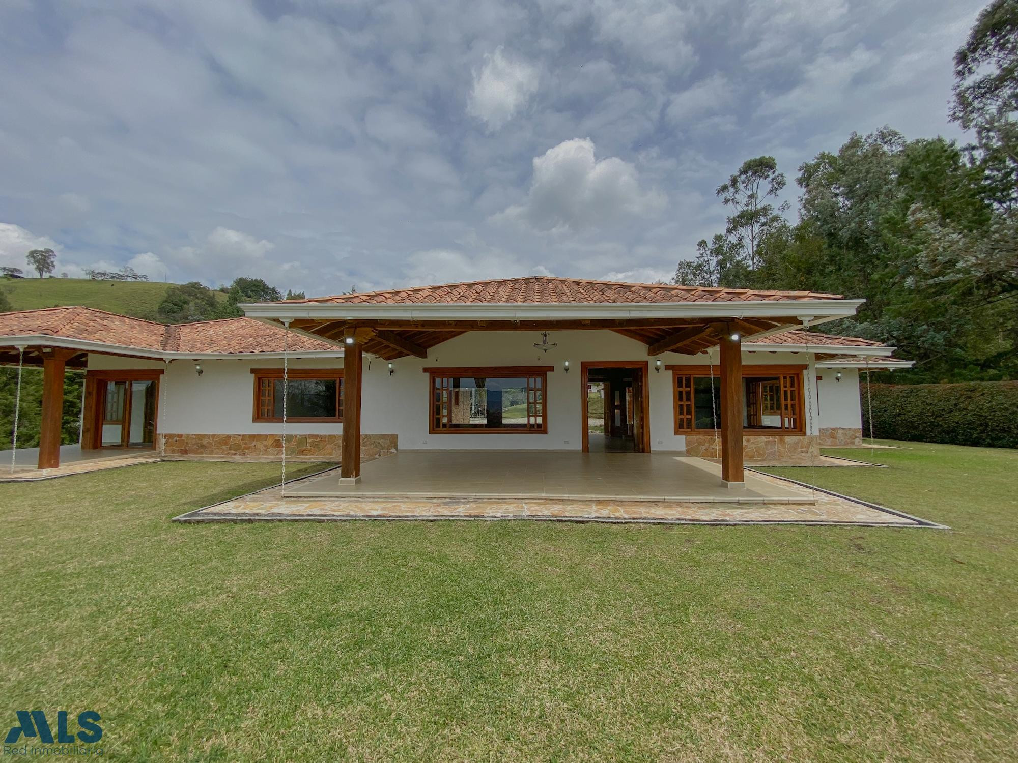 Casa camprestre para la venta rionegro - cabeceras