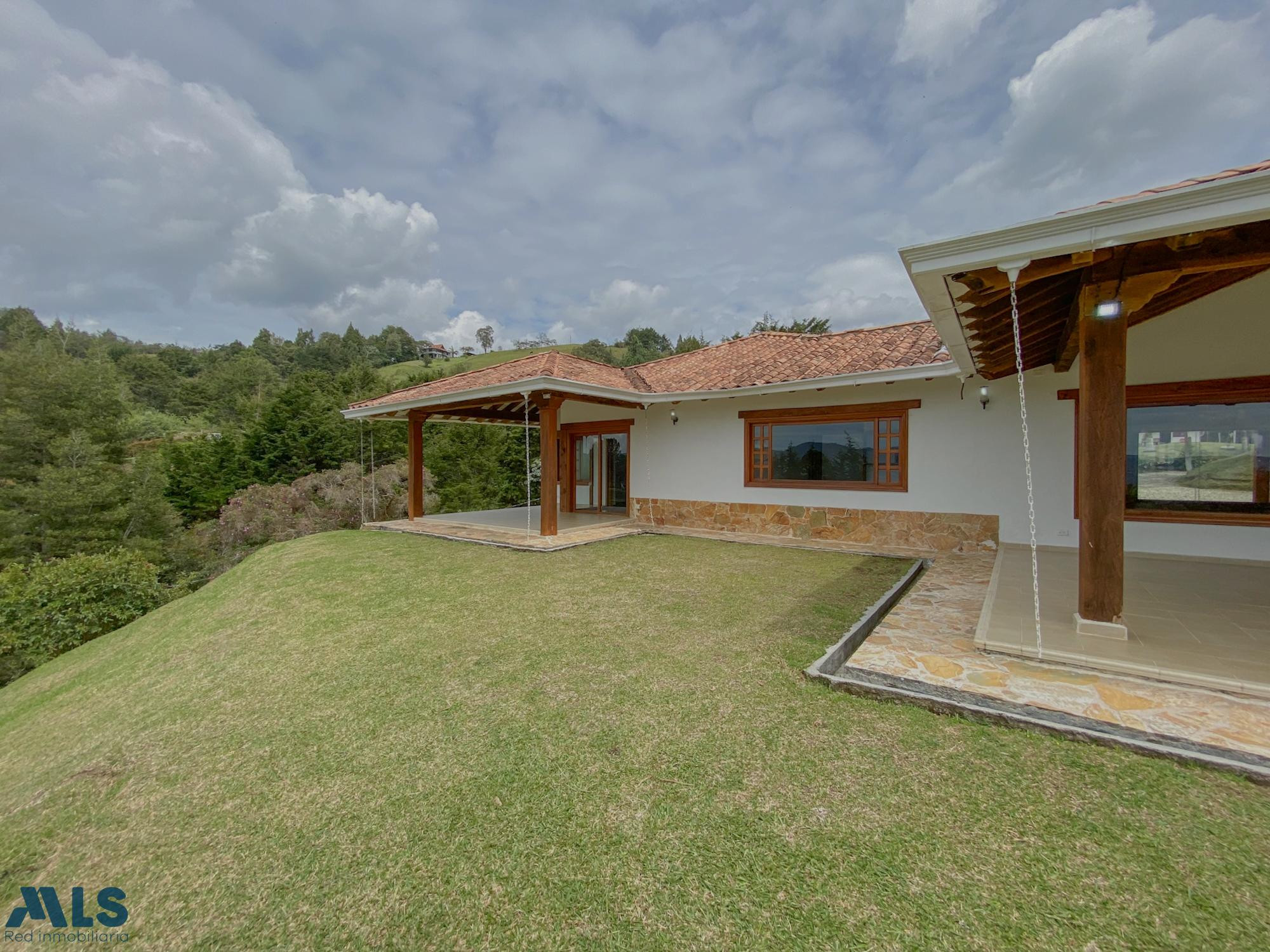 Casa camprestre para la venta rionegro - cabeceras