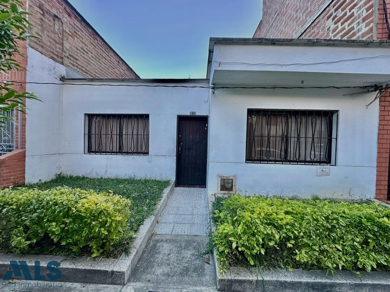 Casa lote en Envigado envigado - la magnolia