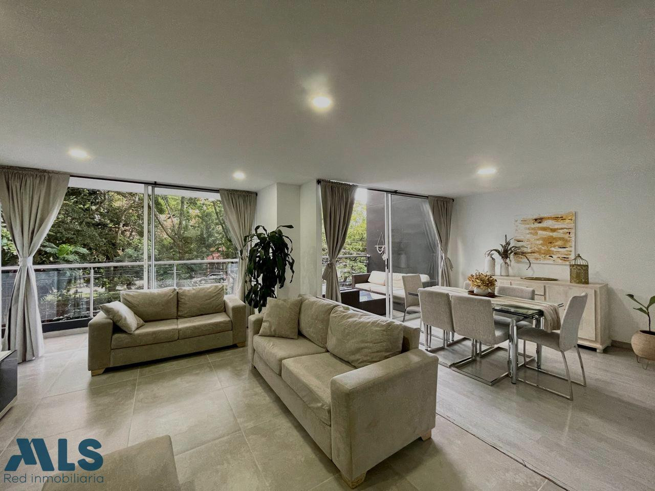 Terraza, 2 balcones, zona plana medellin - conquistadores