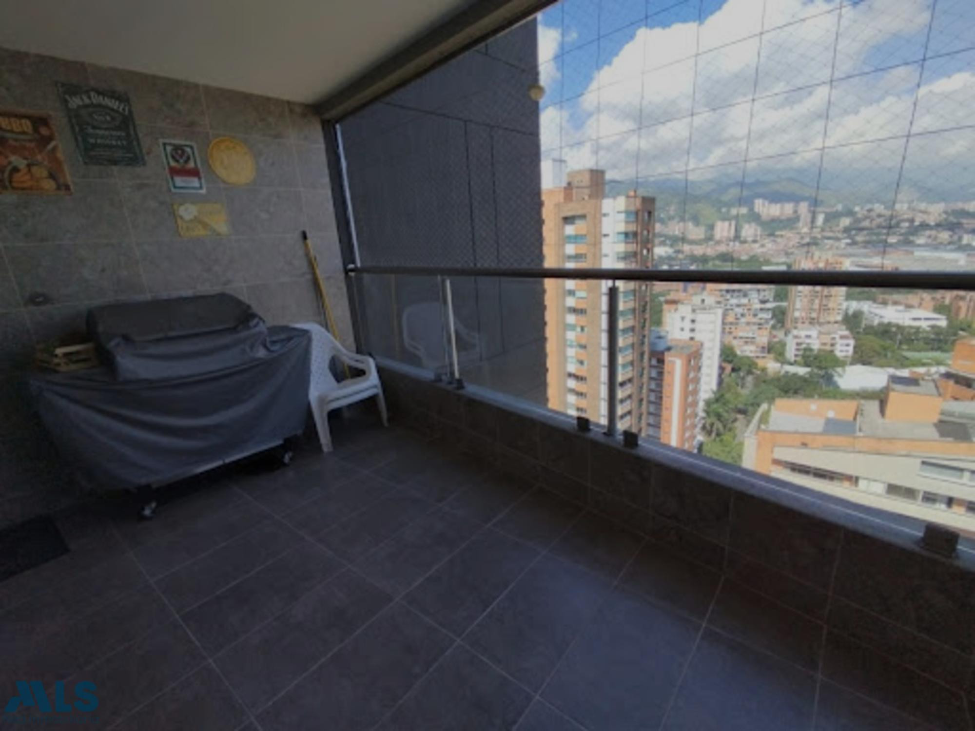 Apartamento piso 19 en santa maria de los angeles medellin - santa maria de los angeles