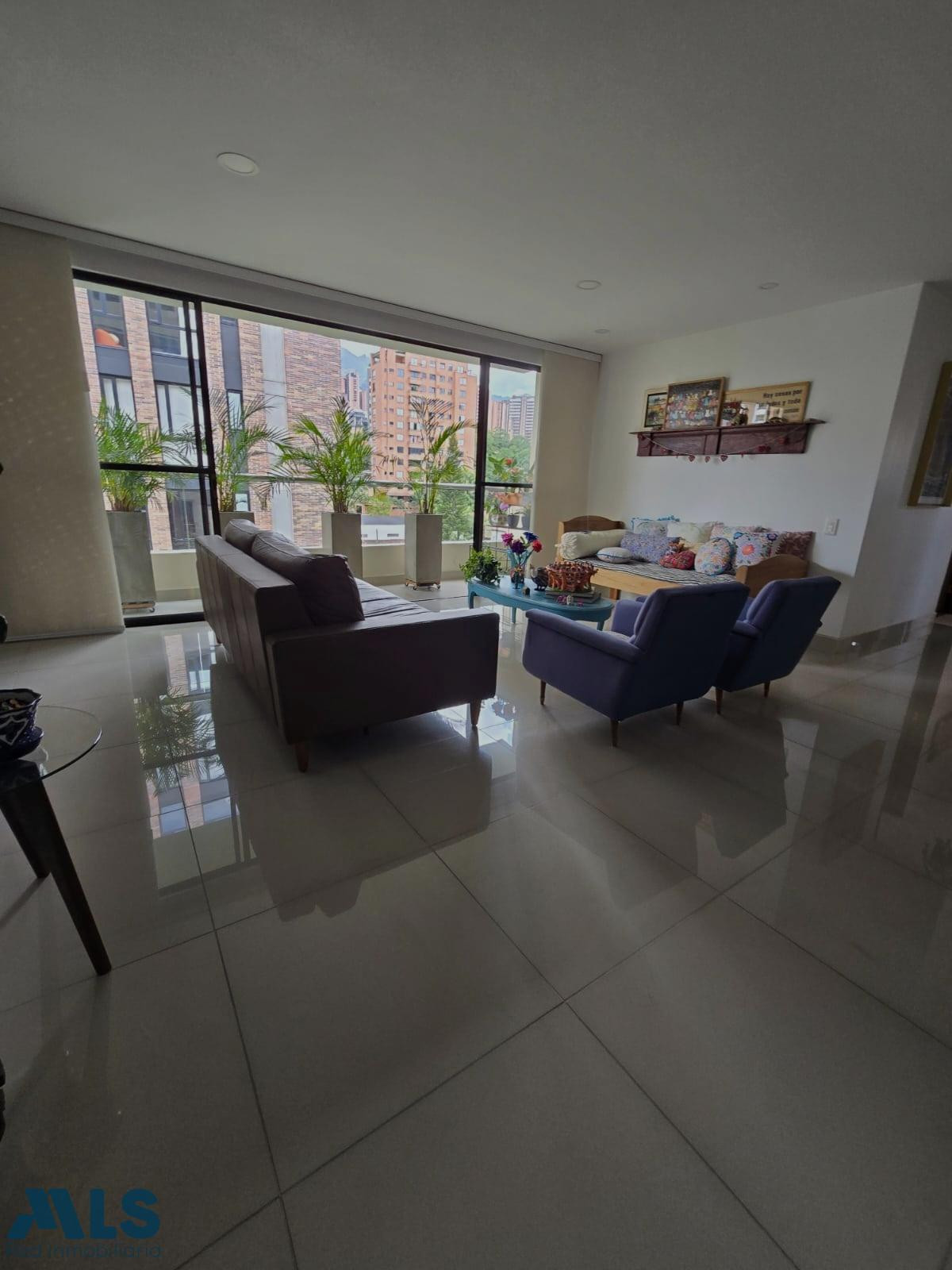 Hermoso apartamento listo para disfrutar en calle ciega sin ruido. medellin - alejandria