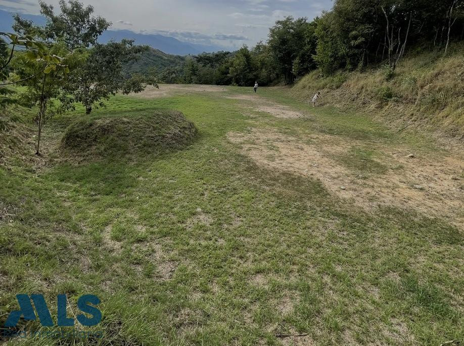 Lote Plano y ubicación ideal en parte plana de Sopetrán cerca autopista sopetran - el palmar