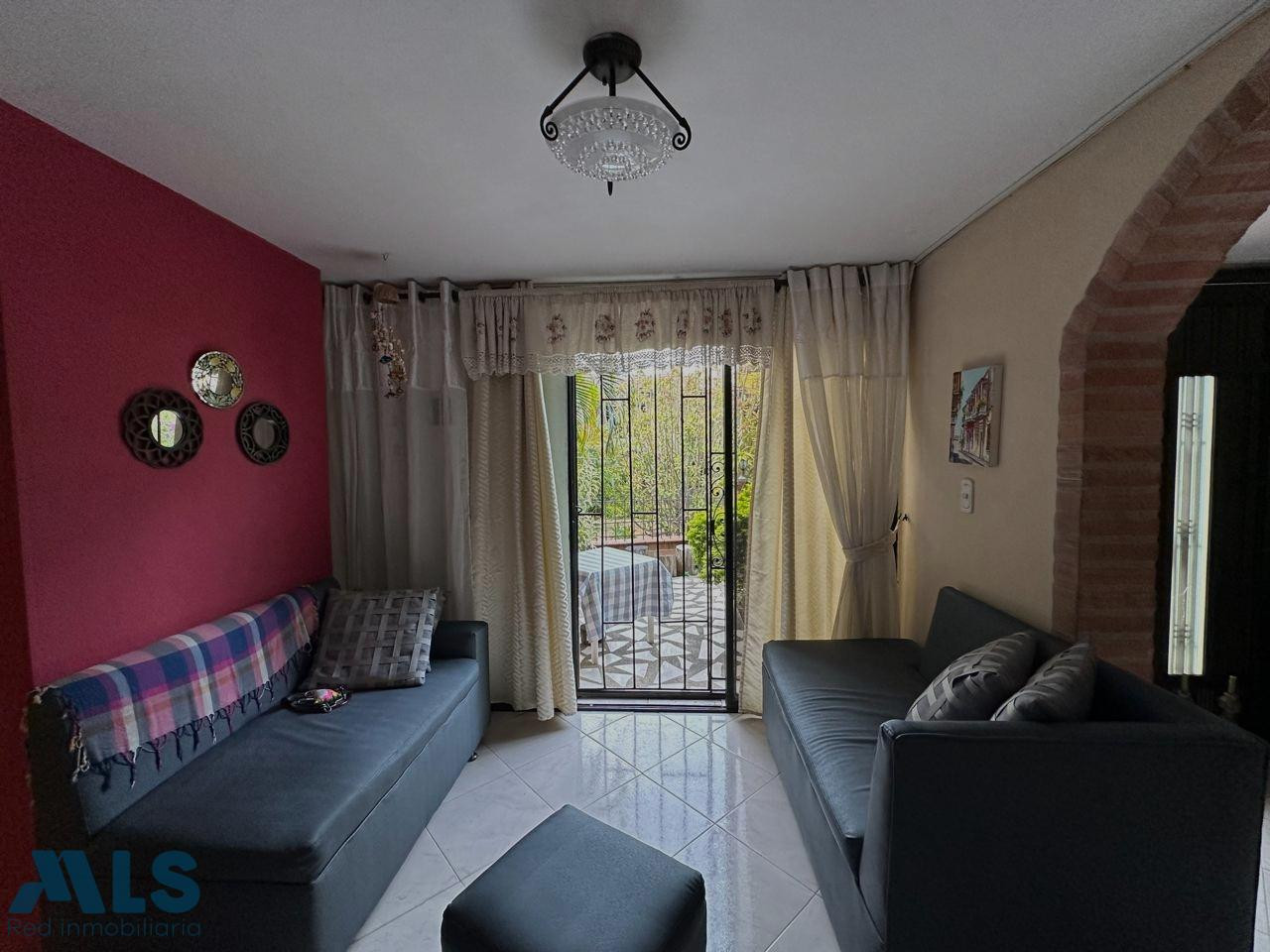 Casa-Lote Unifamiliar en Venta Santa Monica Medellin Antioquia medellin - santa monica