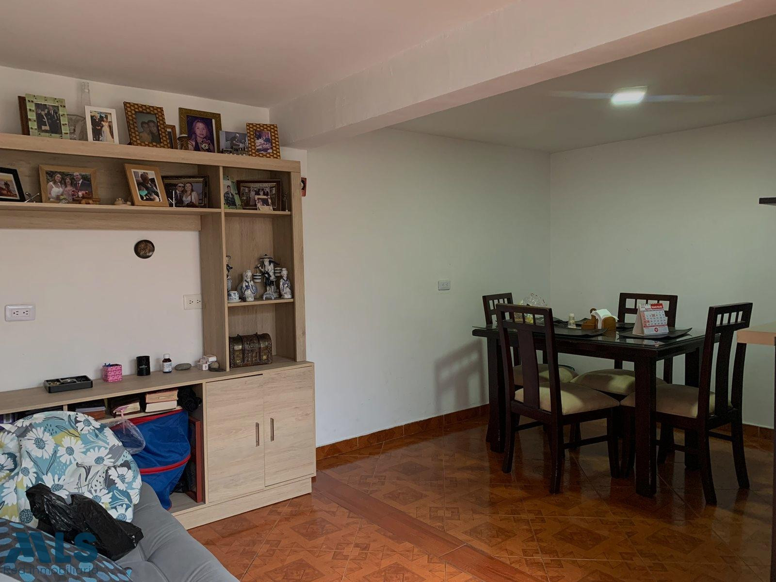 Casa segundo piso en venta en lopez de mesa medellin - lopez de mesa