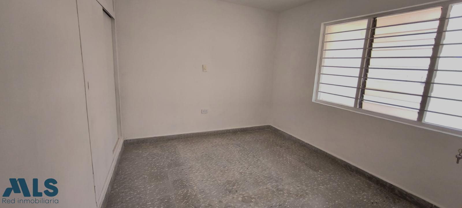 APARTAMENTO EN VENTA PARQUE LA FLORESTA medellin - la floresta