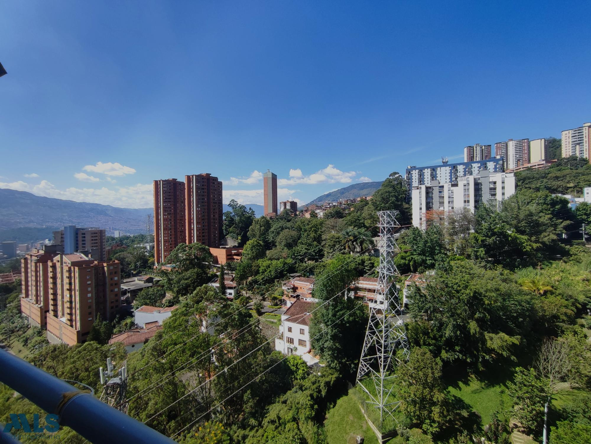 VENTA DE APARTAMENTO EN EL POBLADO, LOMA DEL INDIO. medellin - loma del indio