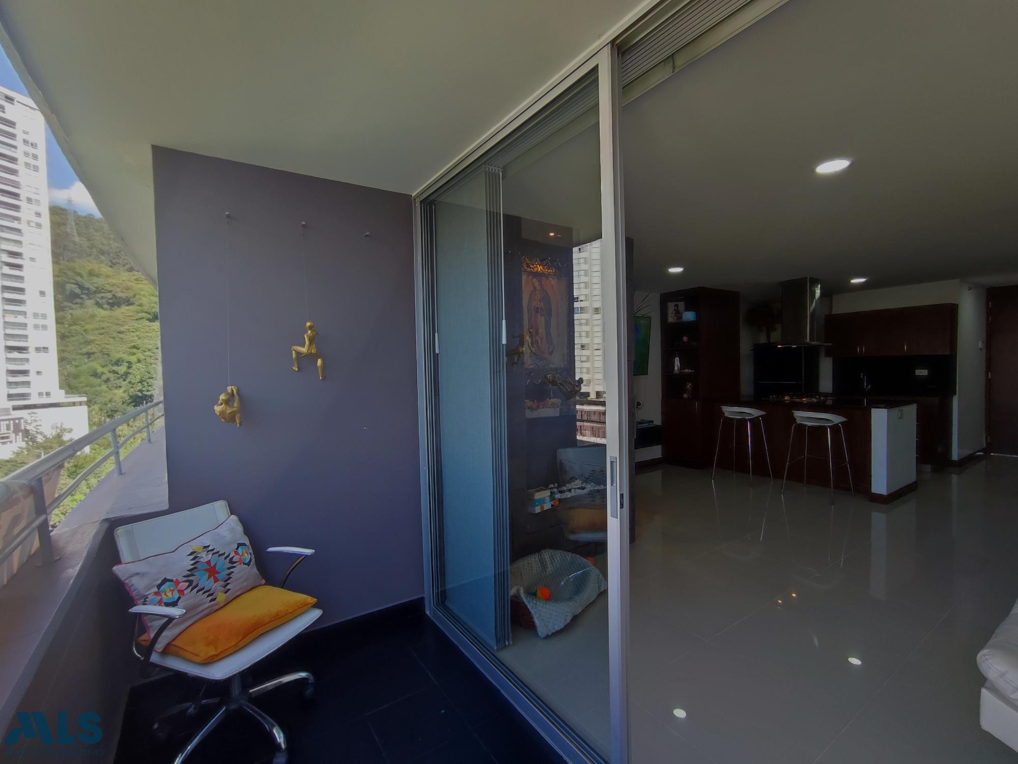 VENTA DE APARTAMENTO EN EL POBLADO, LOMA DEL INDIO. medellin - loma del indio