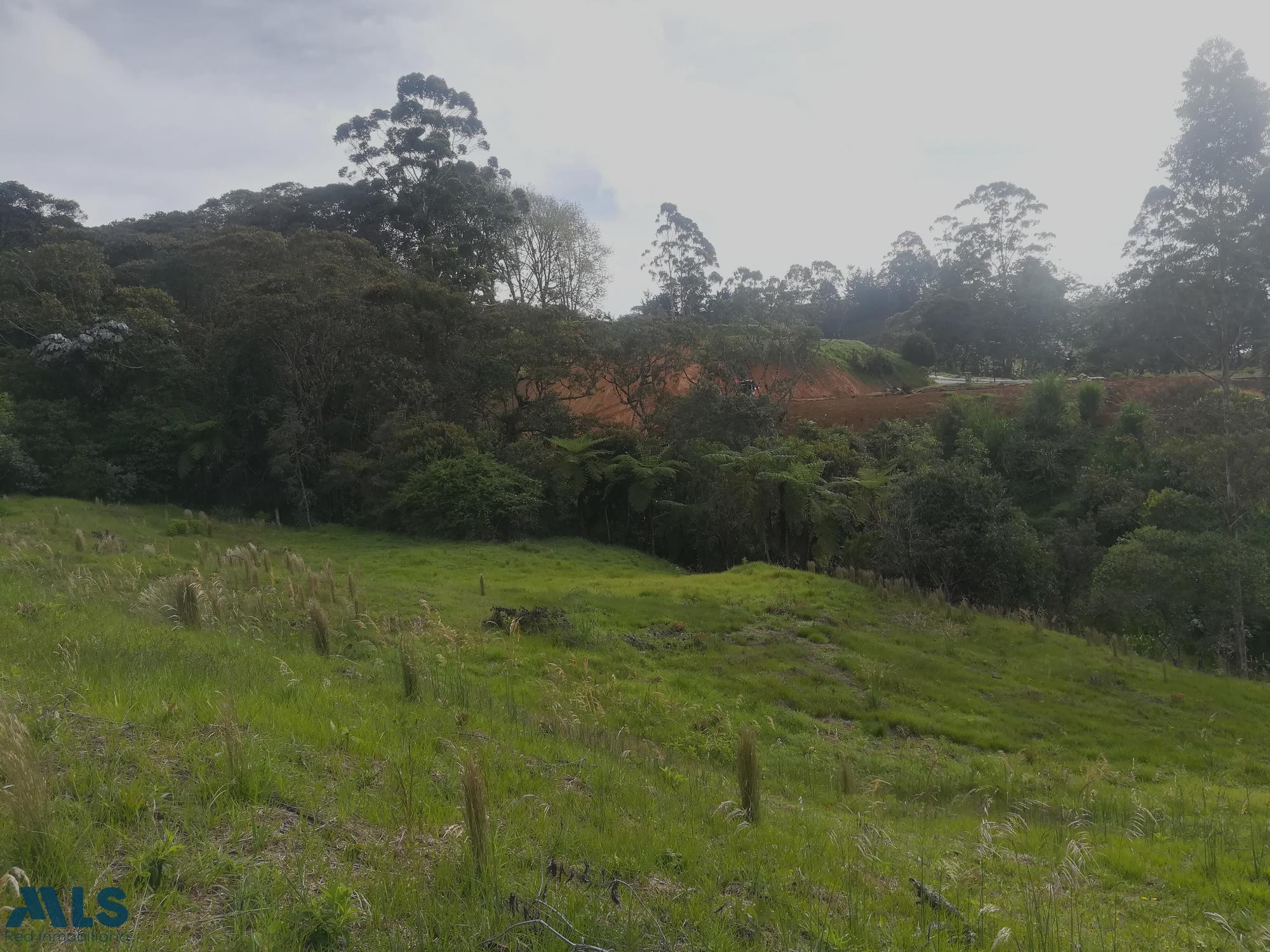 LOTE PARA PARCELAR, EN EL TABLAZO rionegro - v el tablazo