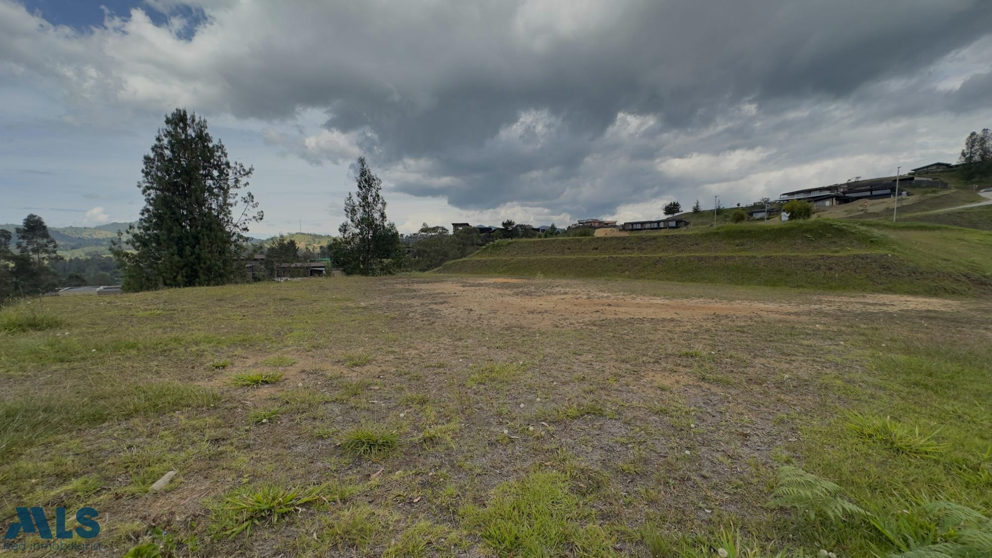 HERMOSO LOTE EN EL RETIRO el-retiro - pantanillo