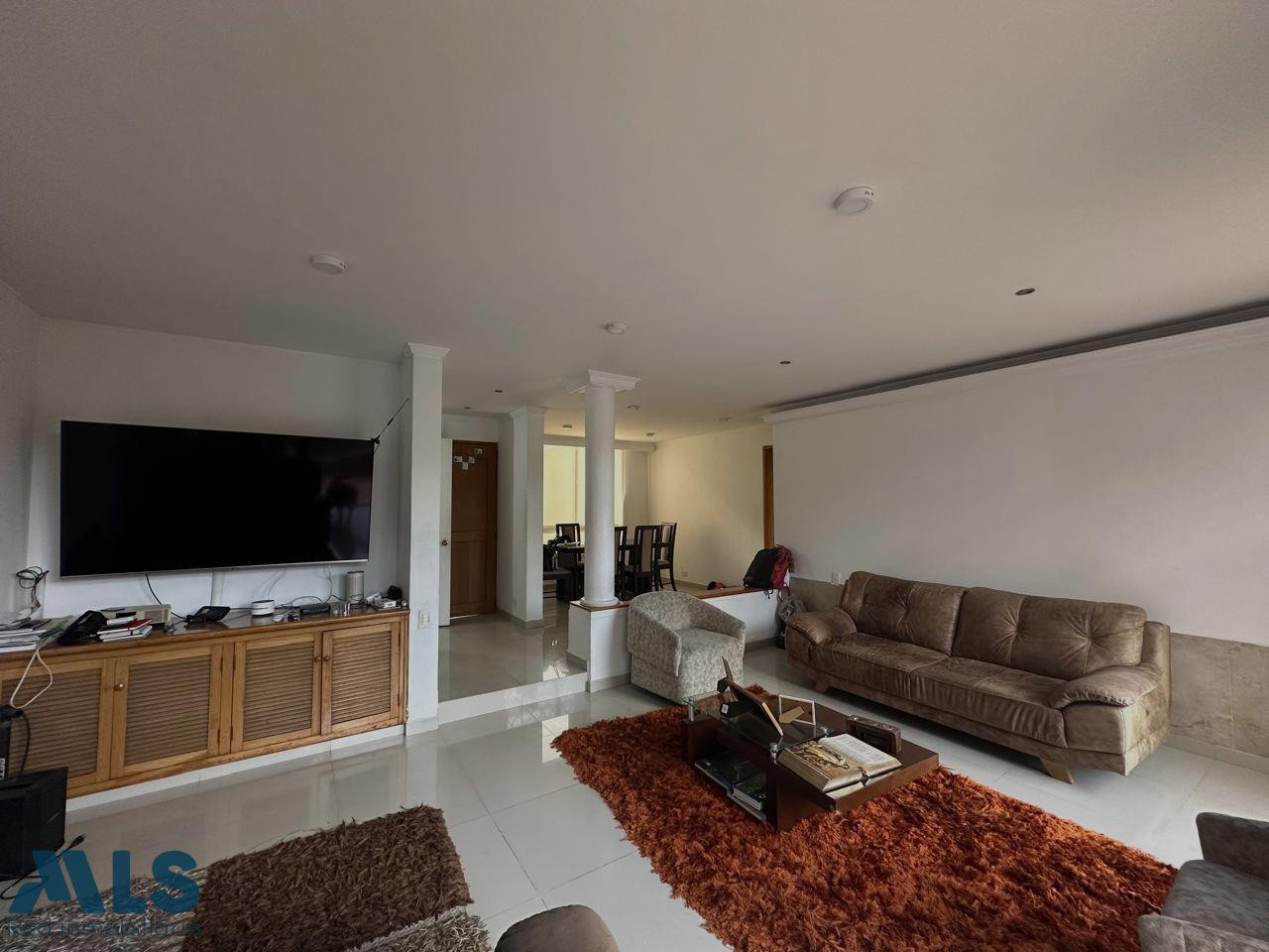 Casa Unifamiliar en Venta El Tesoro Poblado Medellin Antioquia medellin - los naranjos