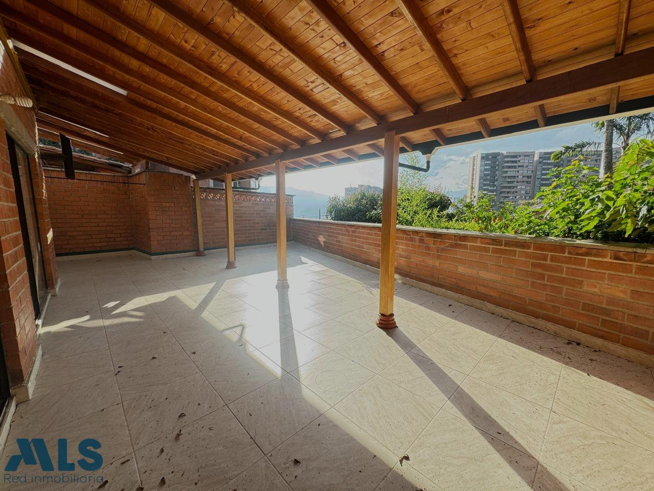 Casa en Venta en Envigado sector Loma del Chocho envigado - el chocho