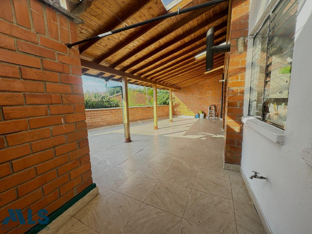 Casa en Venta en Envigado sector Loma del Chocho envigado - el chocho