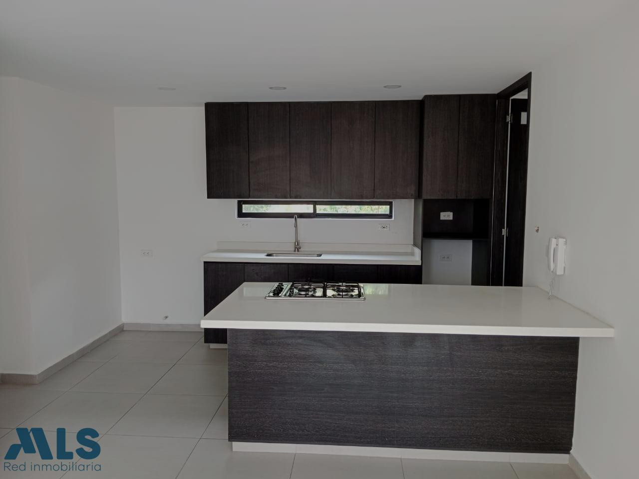 APARTAMENTO EN CUMBRES EXCELENTE UBICACION Y PRECIO envigado - el esmeraldal