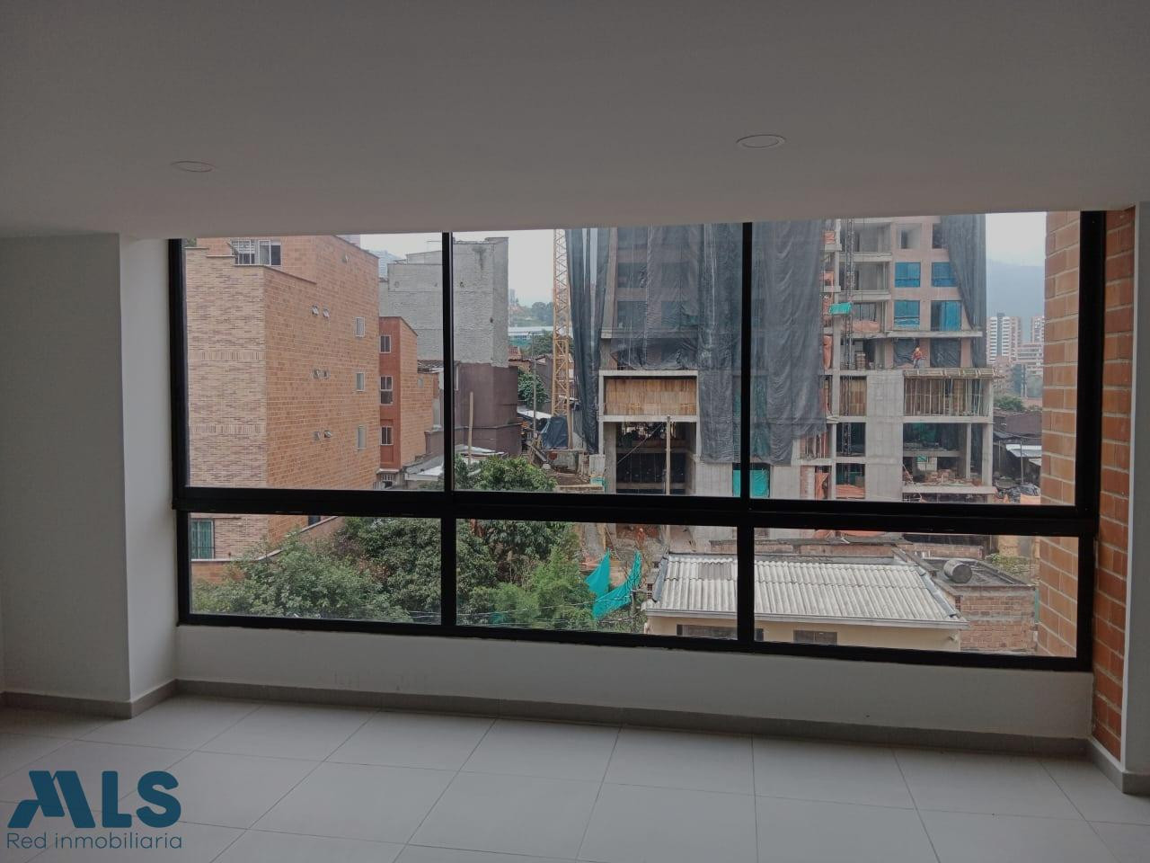 APARTAMENTO EN CUMBRES EXCELENTE UBICACION Y PRECIO envigado - el esmeraldal