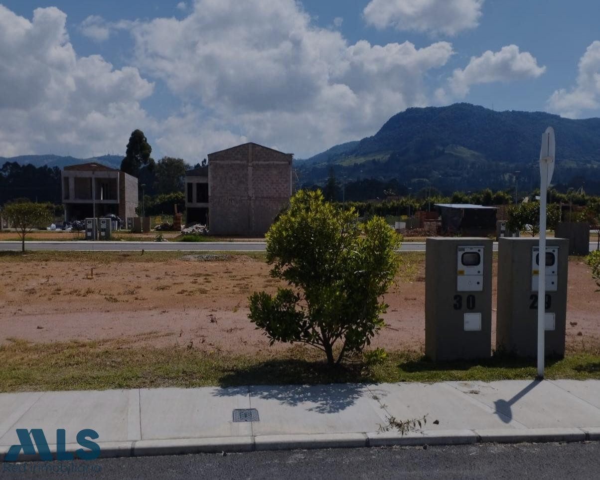 Lote en Urbanización cerrada en La Ceja la-ceja - urbano la ceja