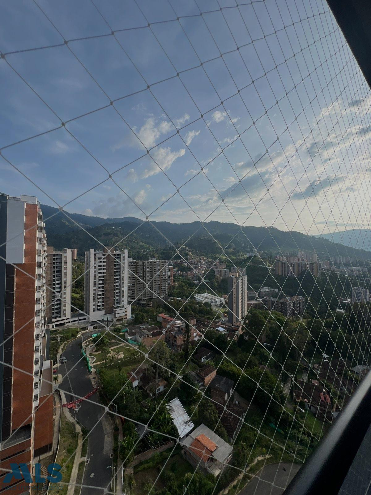 EXCELENTE COMUNIDAD Y UNIDAD envigado - loma de las brujas