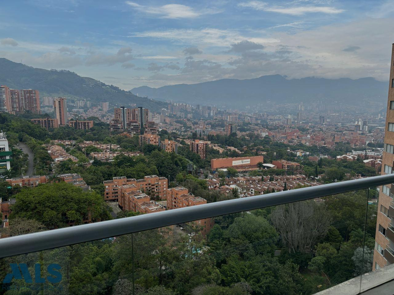 Apartamento en Loma de Cumbres, Envigado. envigado - loma de cumbres