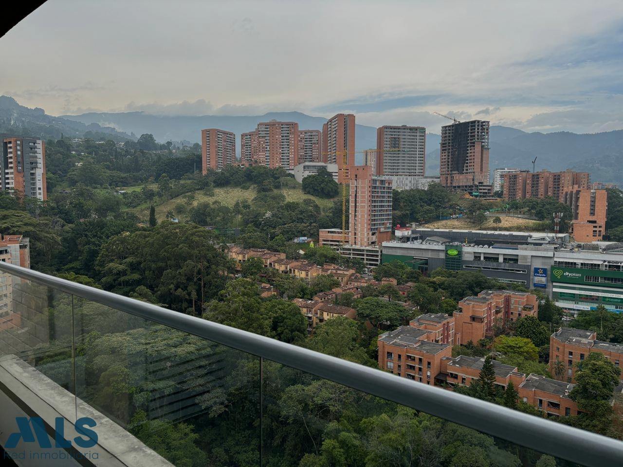 Apartamento en Loma de Cumbres, Envigado. envigado - loma de cumbres