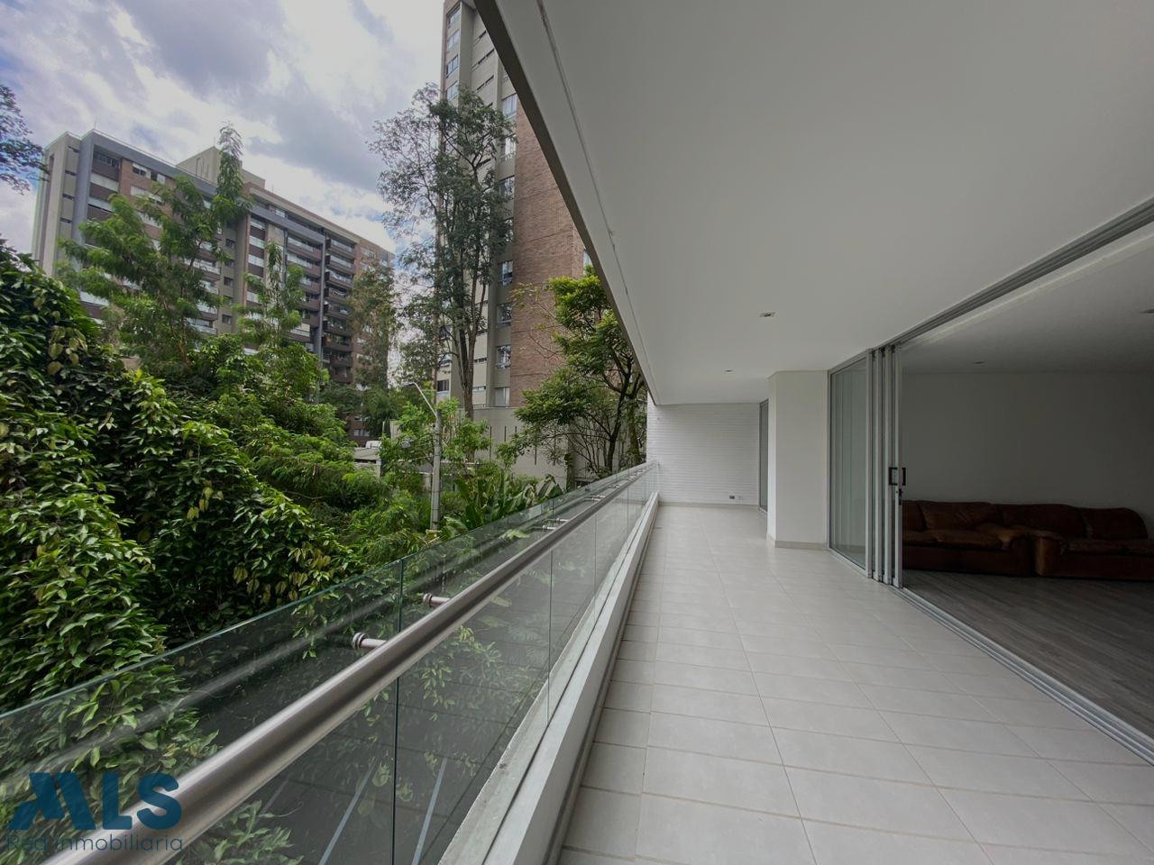 Apartamento con excelente ubicación, calle cerrada medellin - los balsos no 1