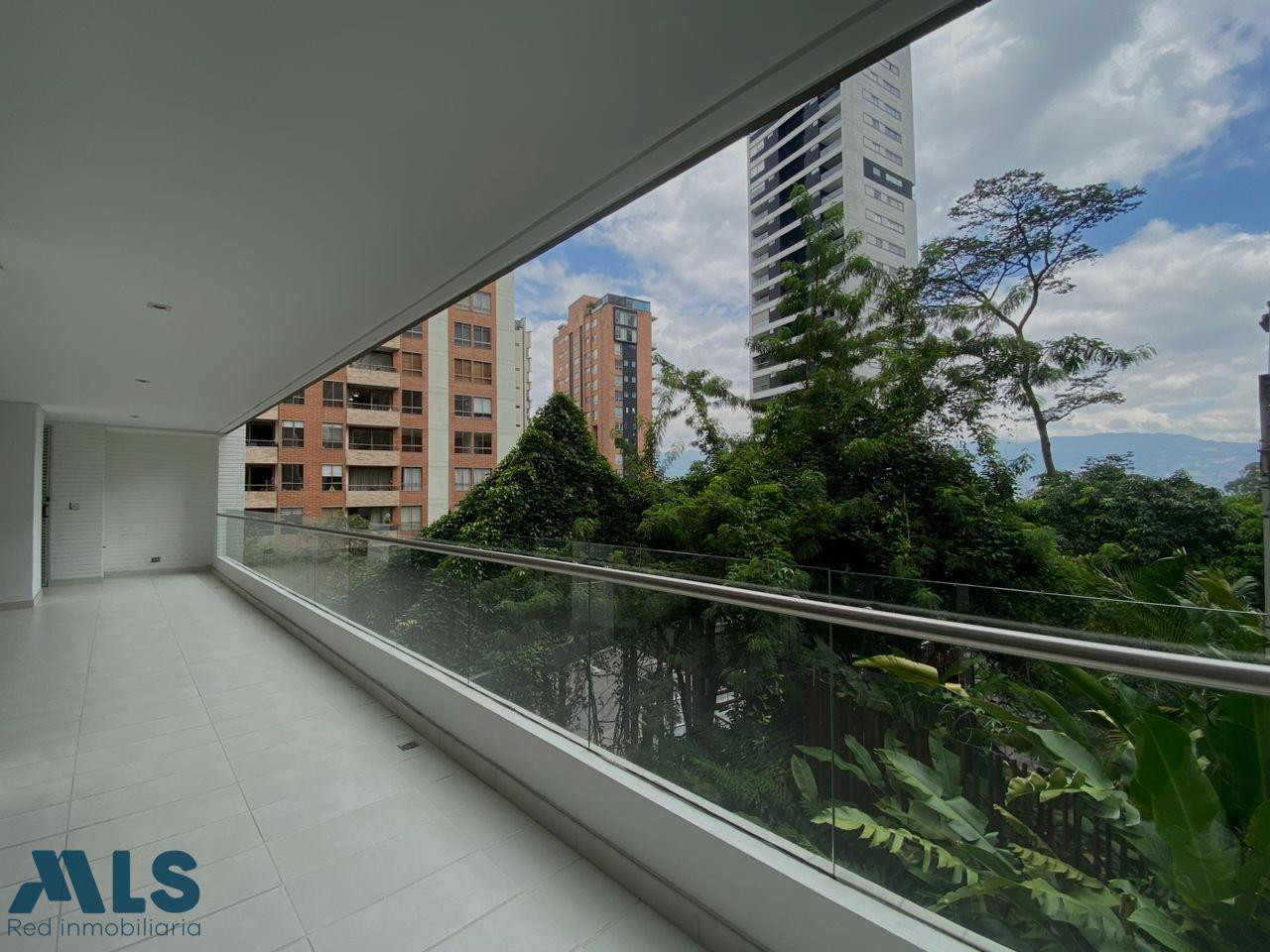 Apartamento con excelente ubicación, calle cerrada medellin - los balsos no 1