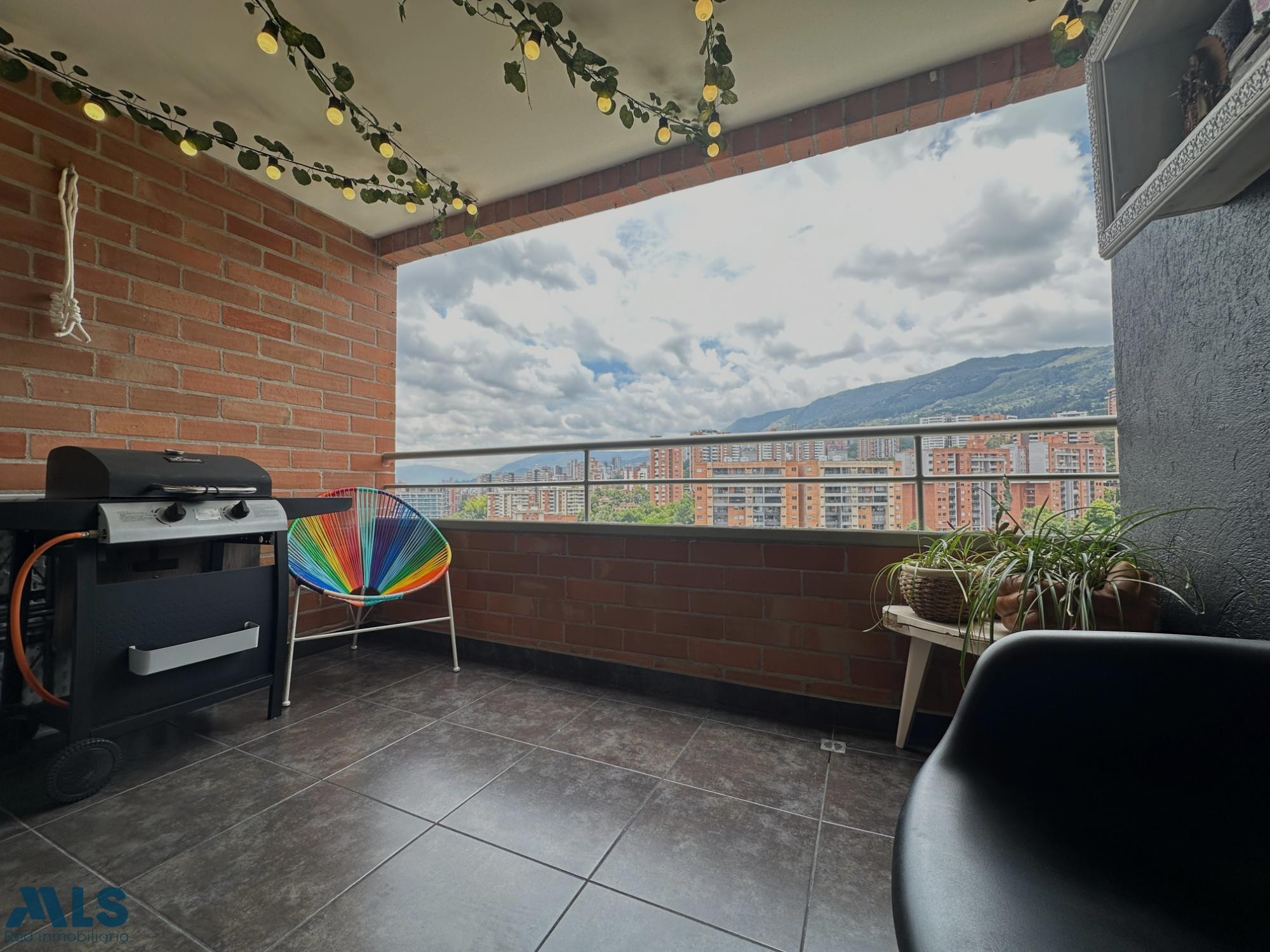 APARTAMENTO EN VENTA EN LOMA DE CUMBRES ENVIGADO envigado - loma de cumbres