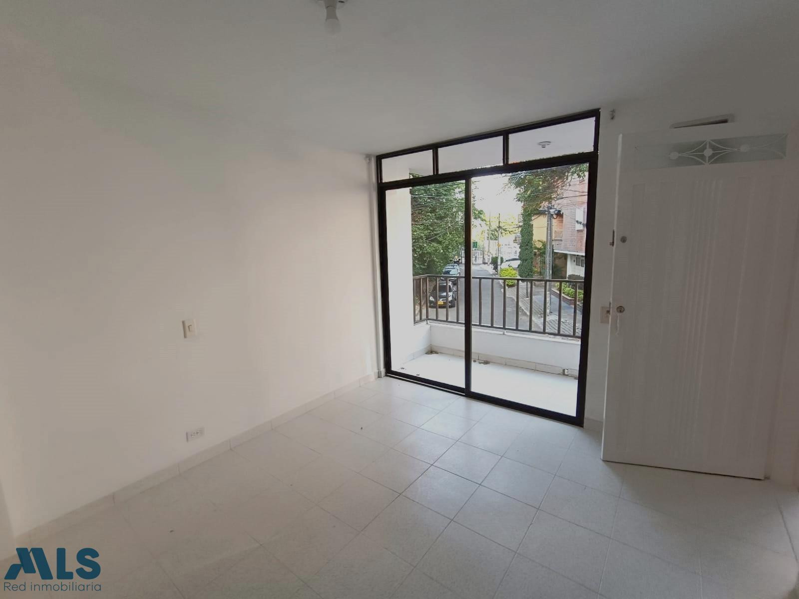 apartamento segundo piso cerca a la calle san juan medellin - la america