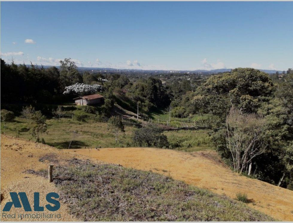 Lote independiente para venta en Rionegro - Cabeceras rionegro - cabeceras