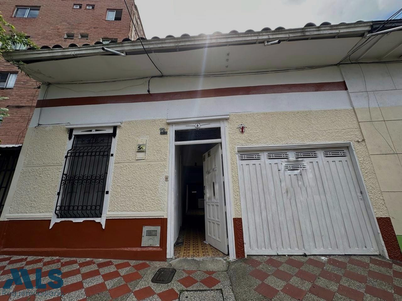 2 Casa Lote en Venta La América Medellín Antioquia medellin - la america