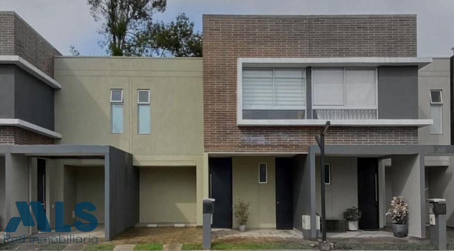 Casa en la Ceja en Unidad Cerrada la-ceja - v las lomitas