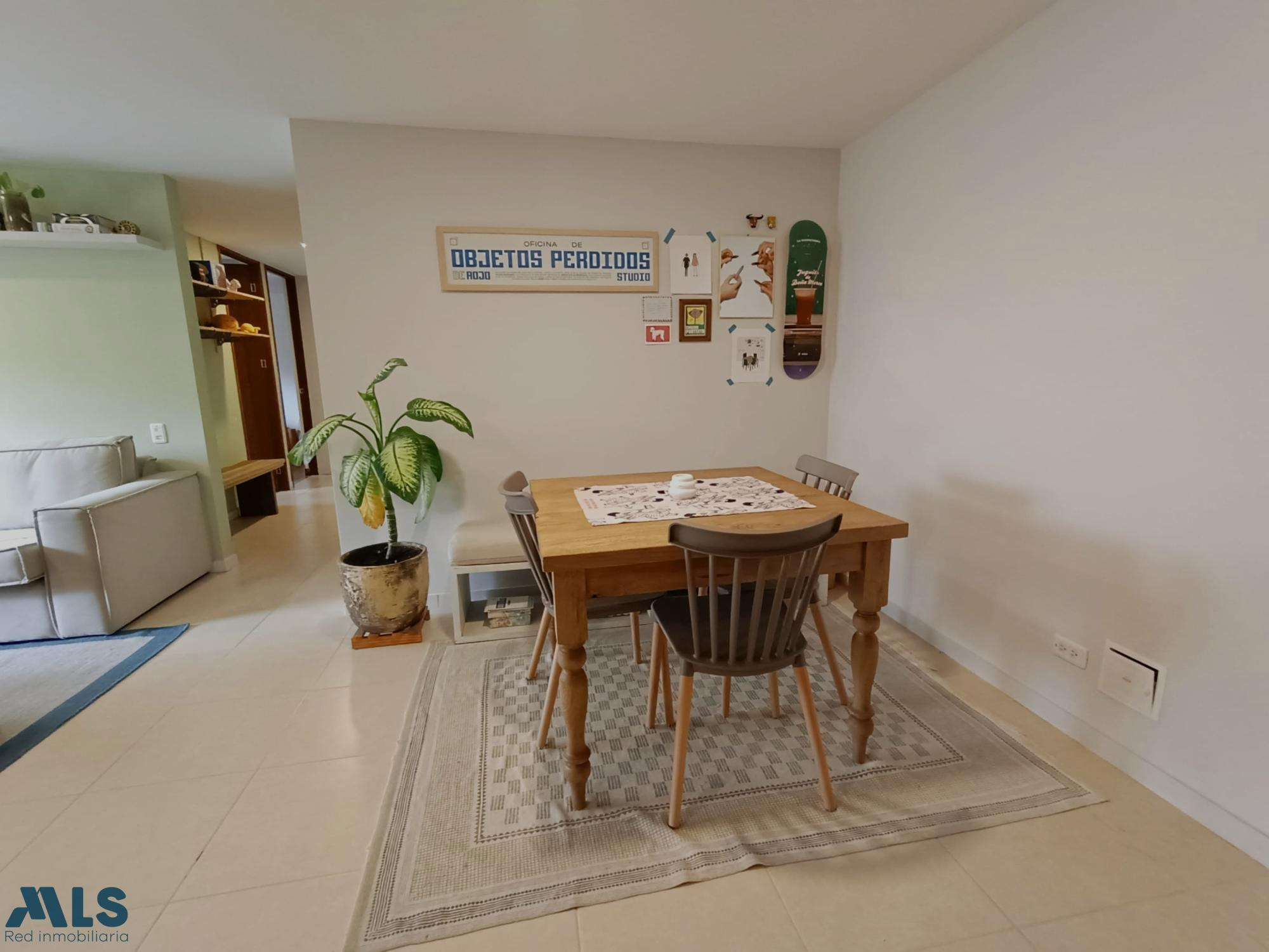 Apartamento con todos los espacios que buscas en unidad cerrada tranquila envigado - loma de las brujas