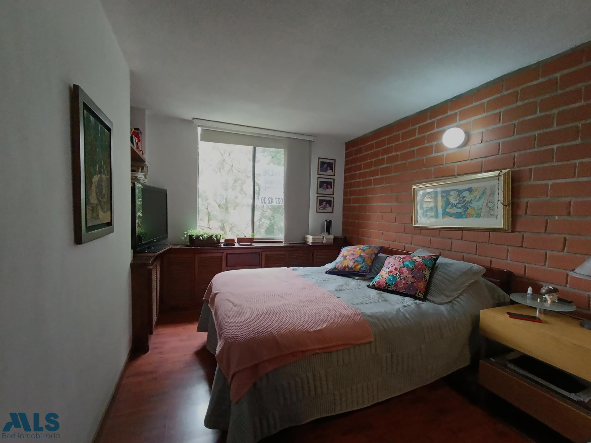 Apartamento en venta en unidad cerrada en la mota medellin - la mota