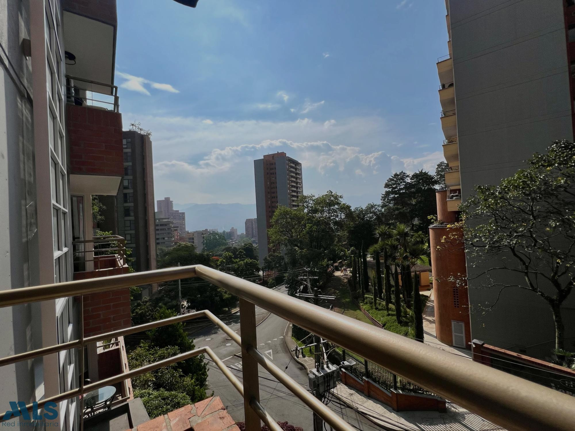 Hermoso apartamento, tranquilo a metros de Provenza medellin - provenza