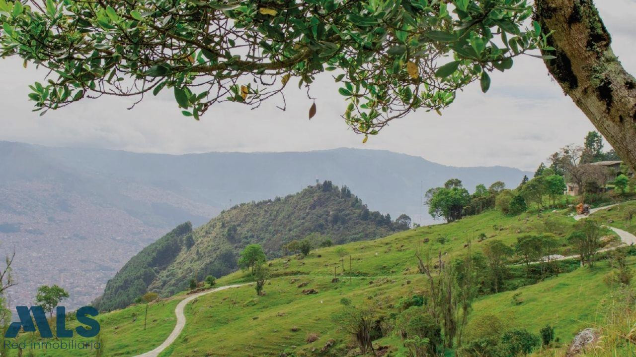 Hermoso lote en parcelación con vista panorámica. bello - san felix